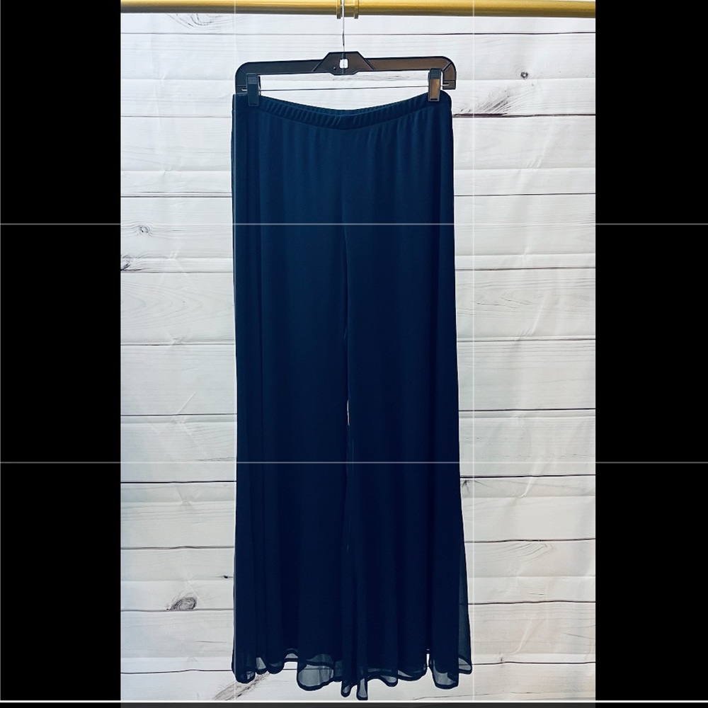 North Style petite navy flowy wide leg dress pants